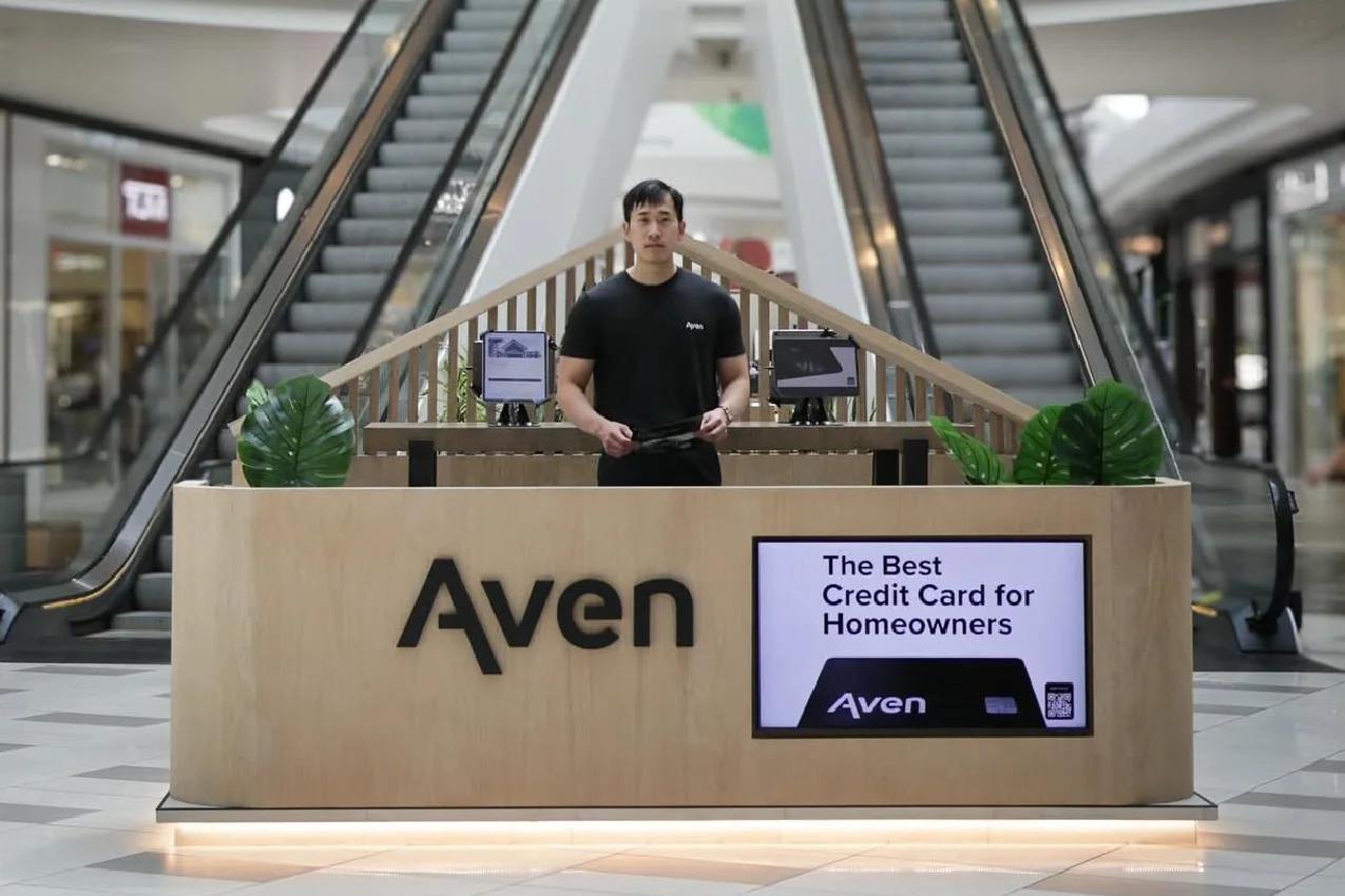 Aven Credit Card Mall Kiosk retail fabrication by Fuller Street
