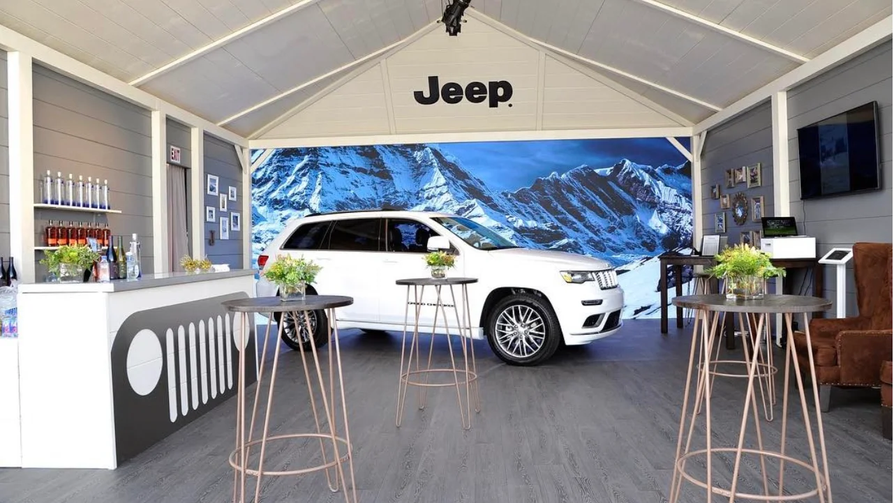An outdoor brand activation built for JEEP by Fuller Street and their experiential fabrication team in Los Angeles
